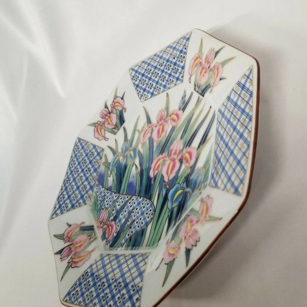 Vintage Ayame Octagonal Pink Blue Iris 7.5